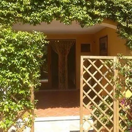 Lulamax Sardegna Casa de Férias Budoni
