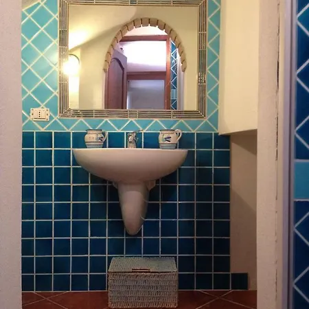 Lulamax Sardegna * 부도니