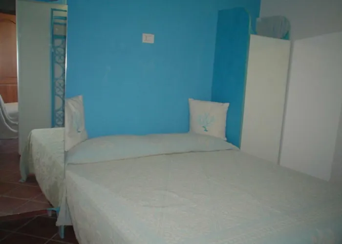 Lulamax Sardegna 度假居 布多尼